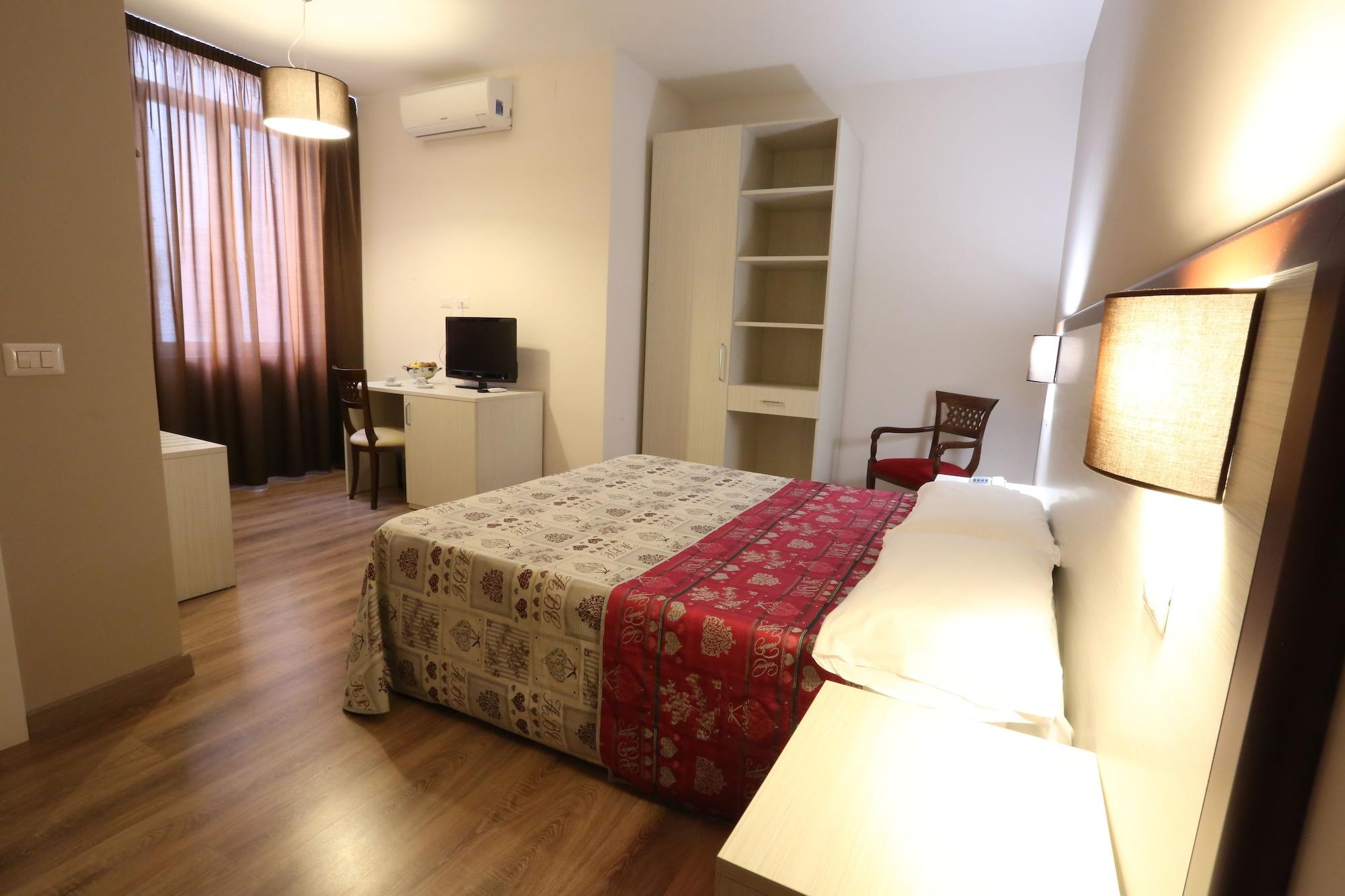 Hotel Europa Фоджиа Экстерьер фото