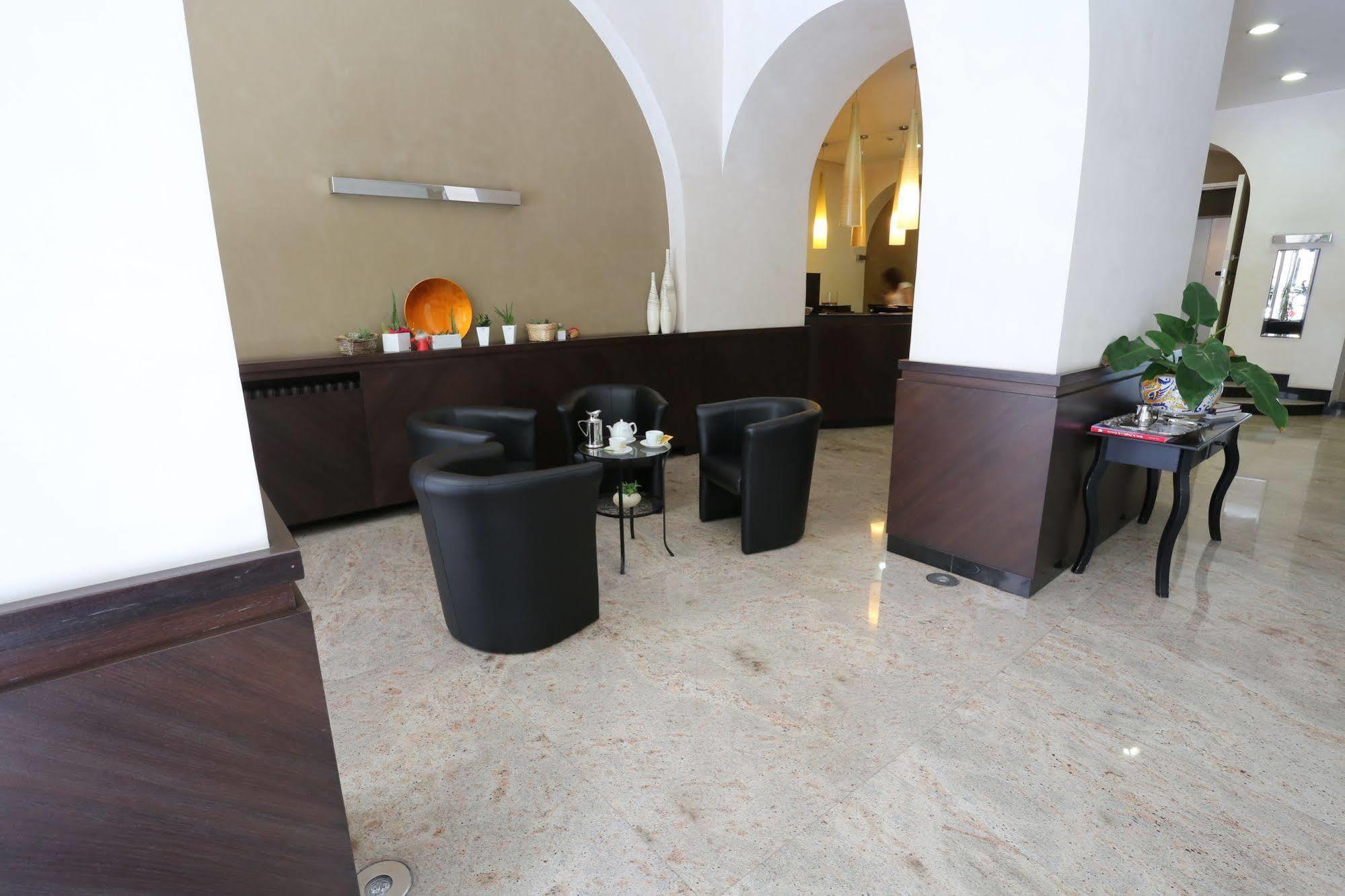 Hotel Europa Фоджиа Экстерьер фото